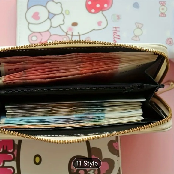 Sanrio Hello Kitty Strawberry Wallet - Picture 4 of 5